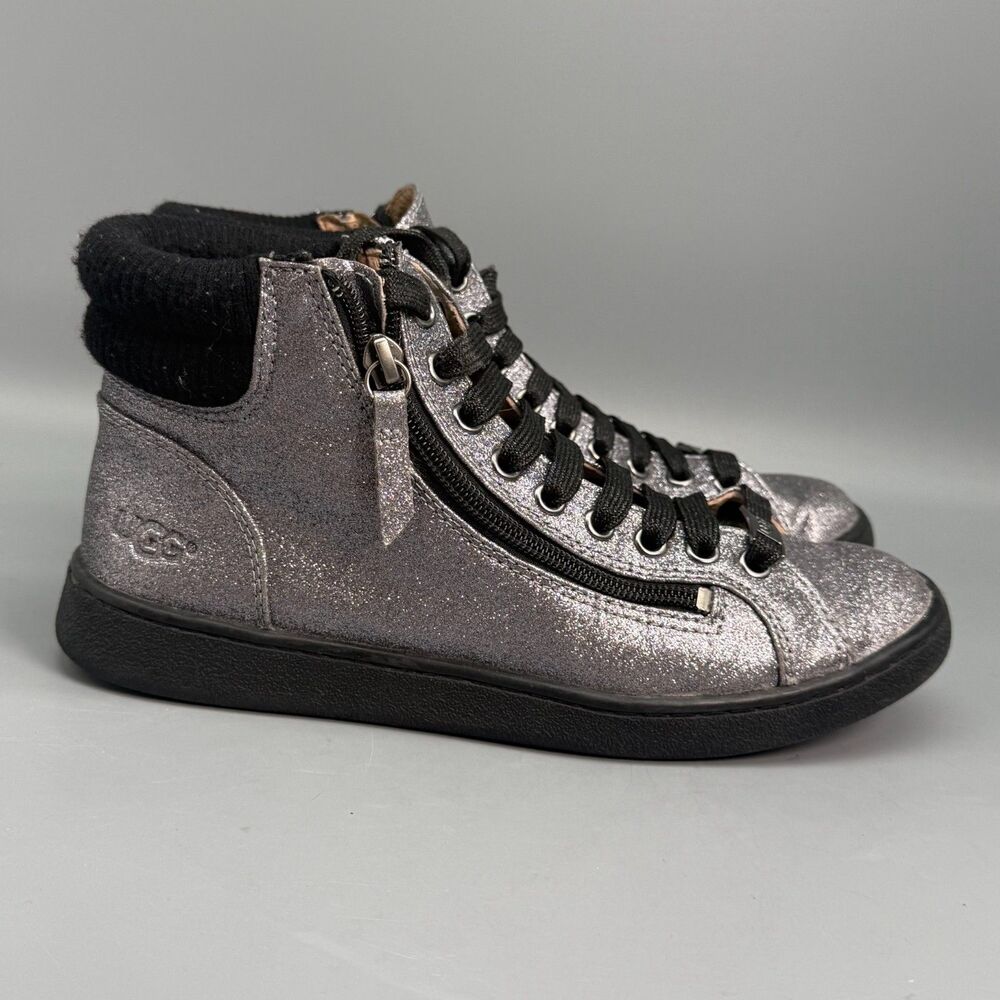 UGG Olive Women’s 7 Silver Glitter Lace-Up Round Toe Side Zip High Top Sneakers